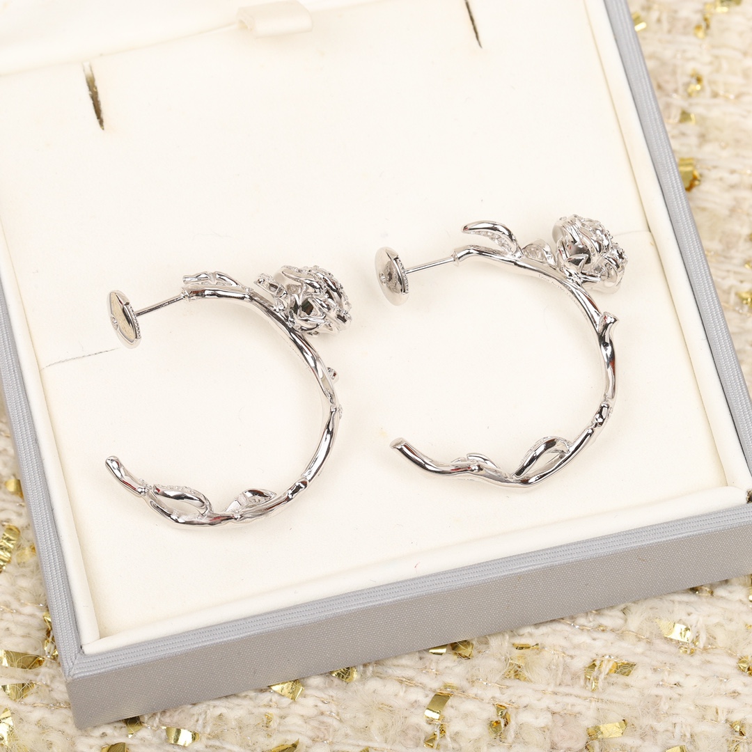 Dior diamond rose earrings