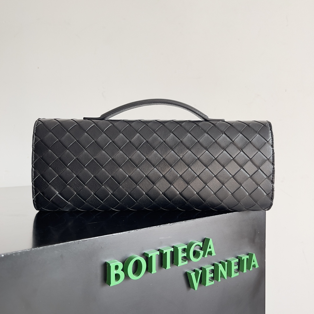 Bottega Veneta Andiamo Evening Clutch 741511