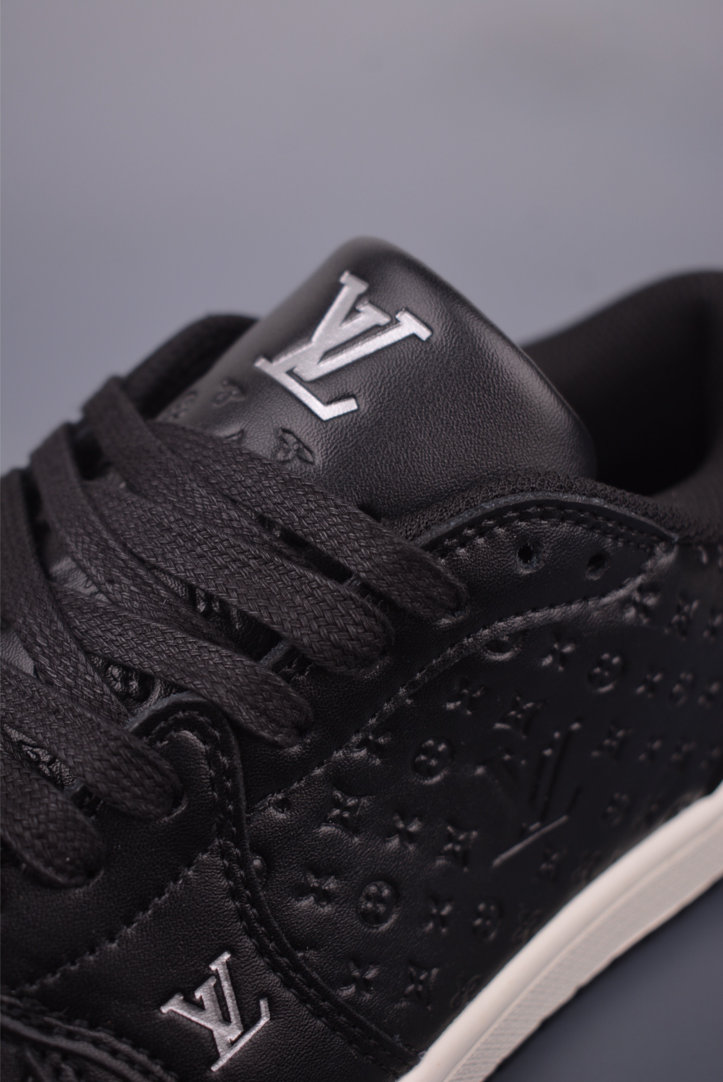 Louis vuitton X Air Jordan 1 Low 