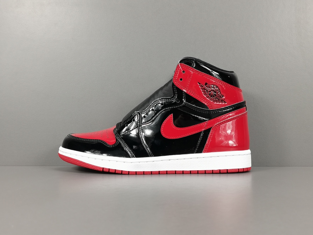 Nike Air Jordan 1 Retro High OGWide Patent 555088-063