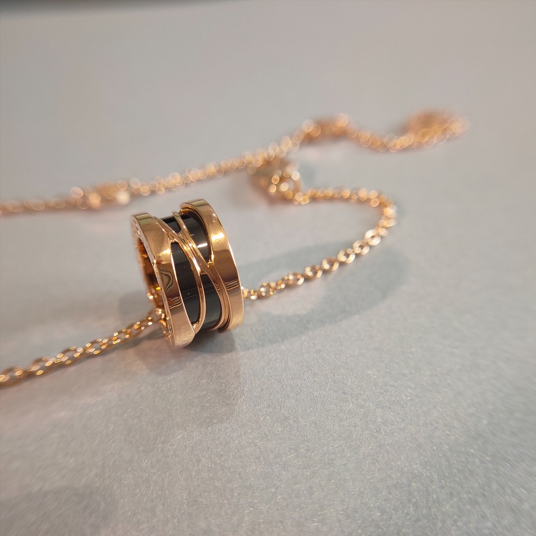 Bulgari Classic Ceramic Necklace