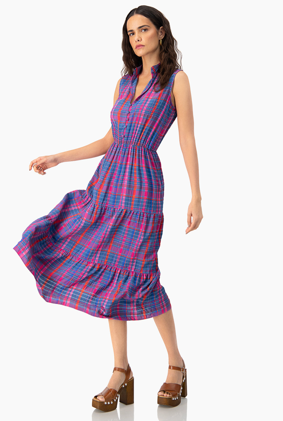 Vestido largo sin mangas y cuello tipo mao