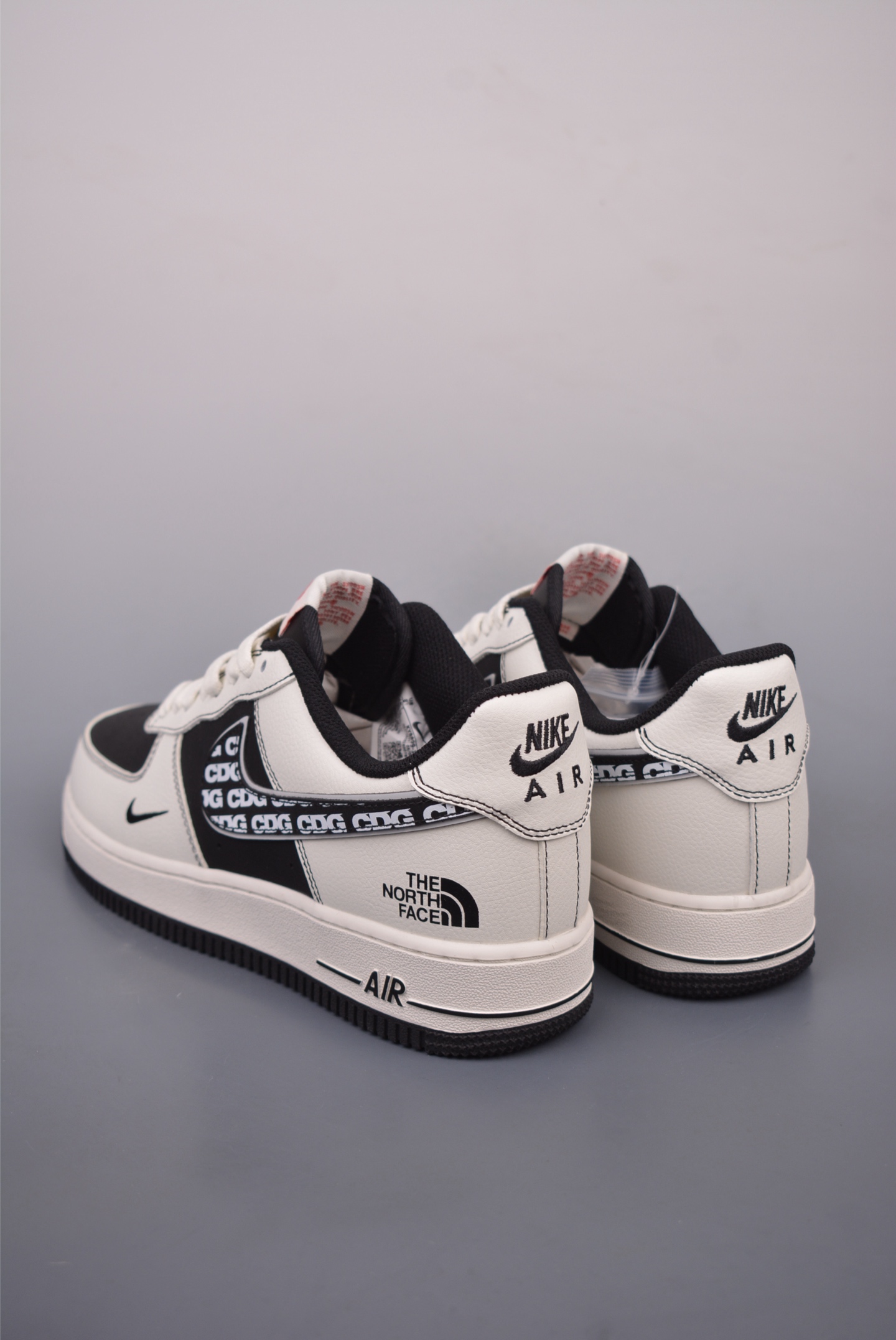 The North Face x CDG x Nike Air Force 1’07 Low TNF white and black KY8899-110