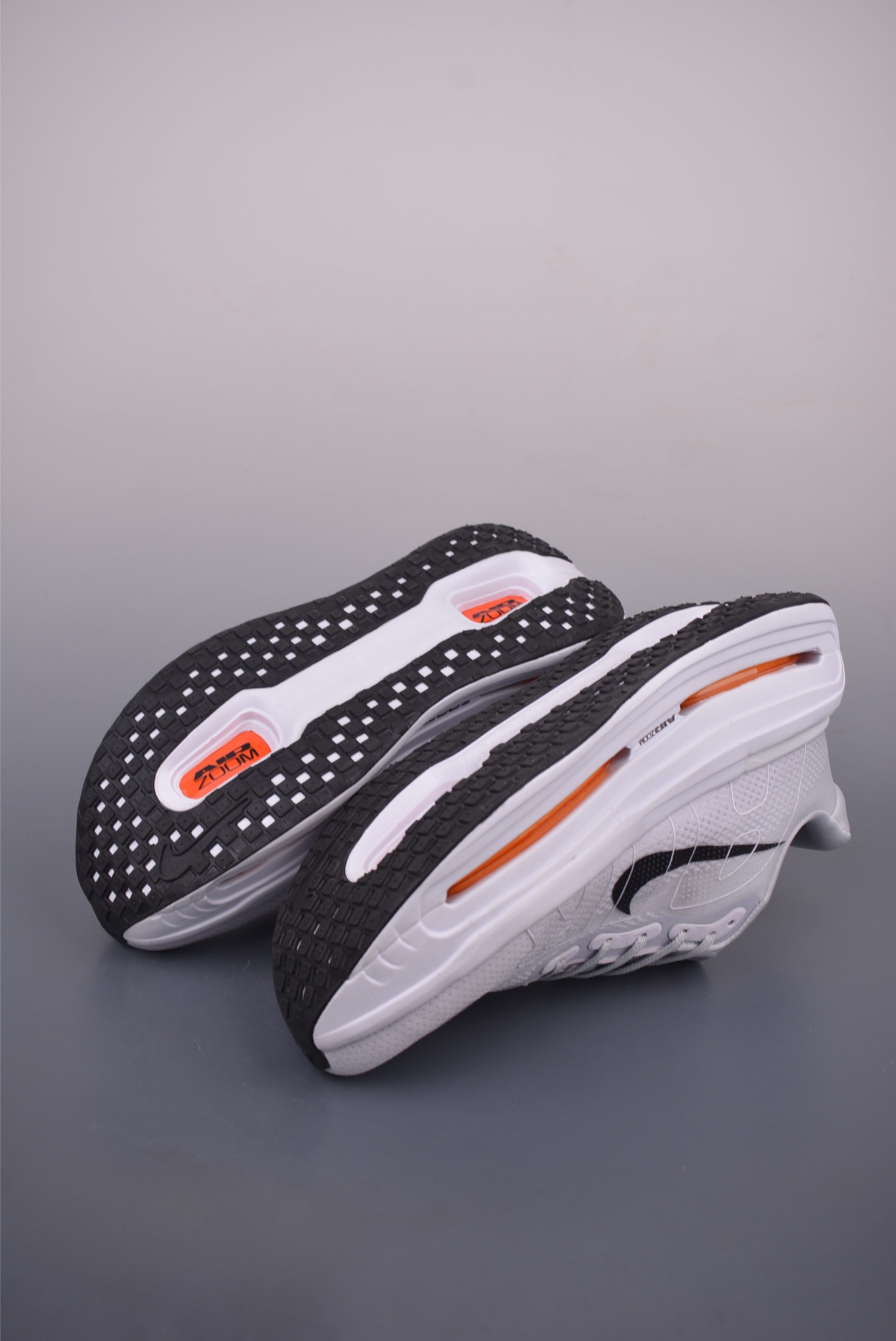 Nike Vomero premium running shoes HM5973-603