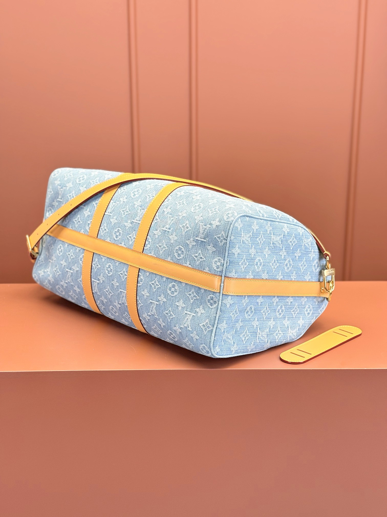 Louis Vuitton KEEPALL BANDOULIÈRE 45 Travel Bag M25334