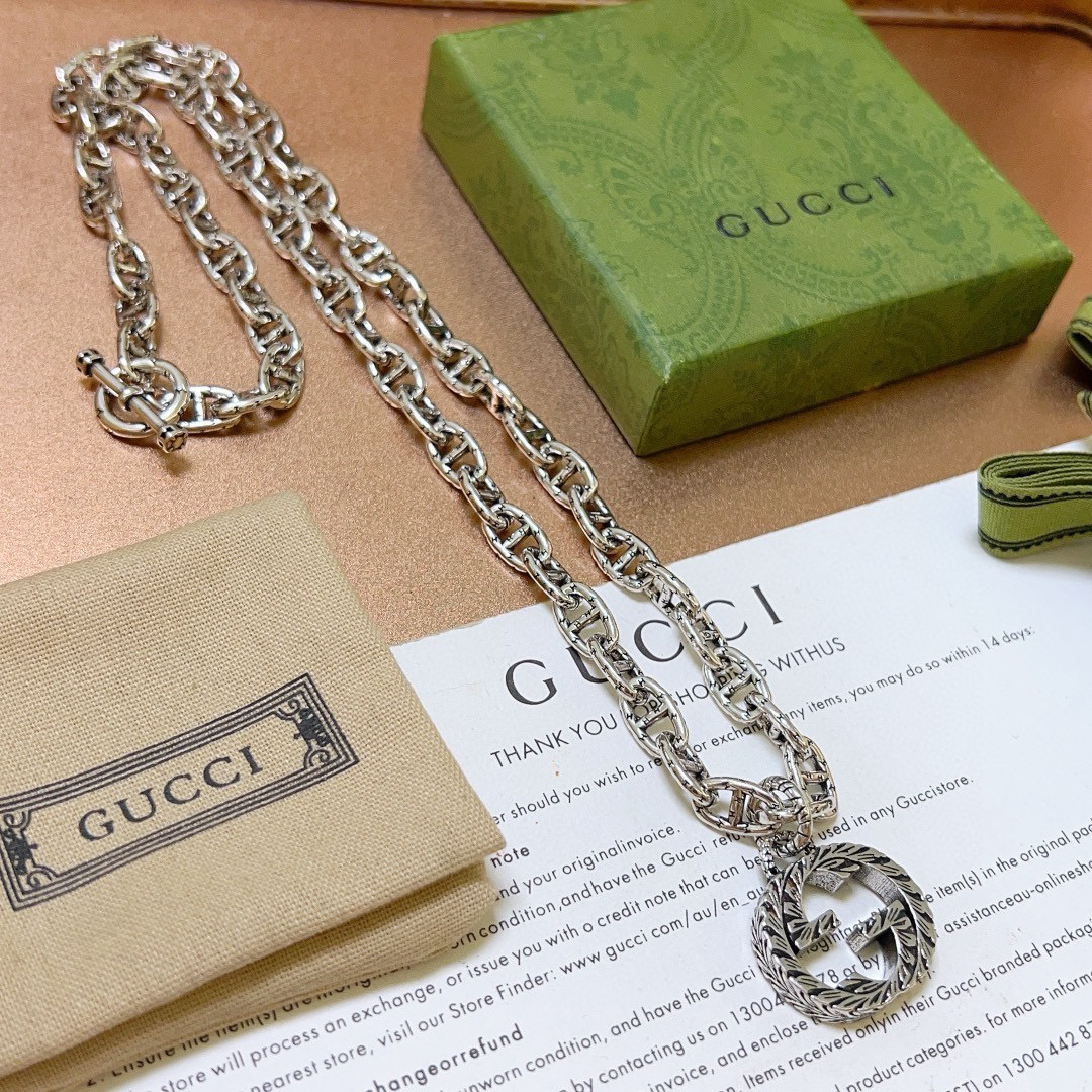 Gucci Anger Forest series new double G vintage necklace