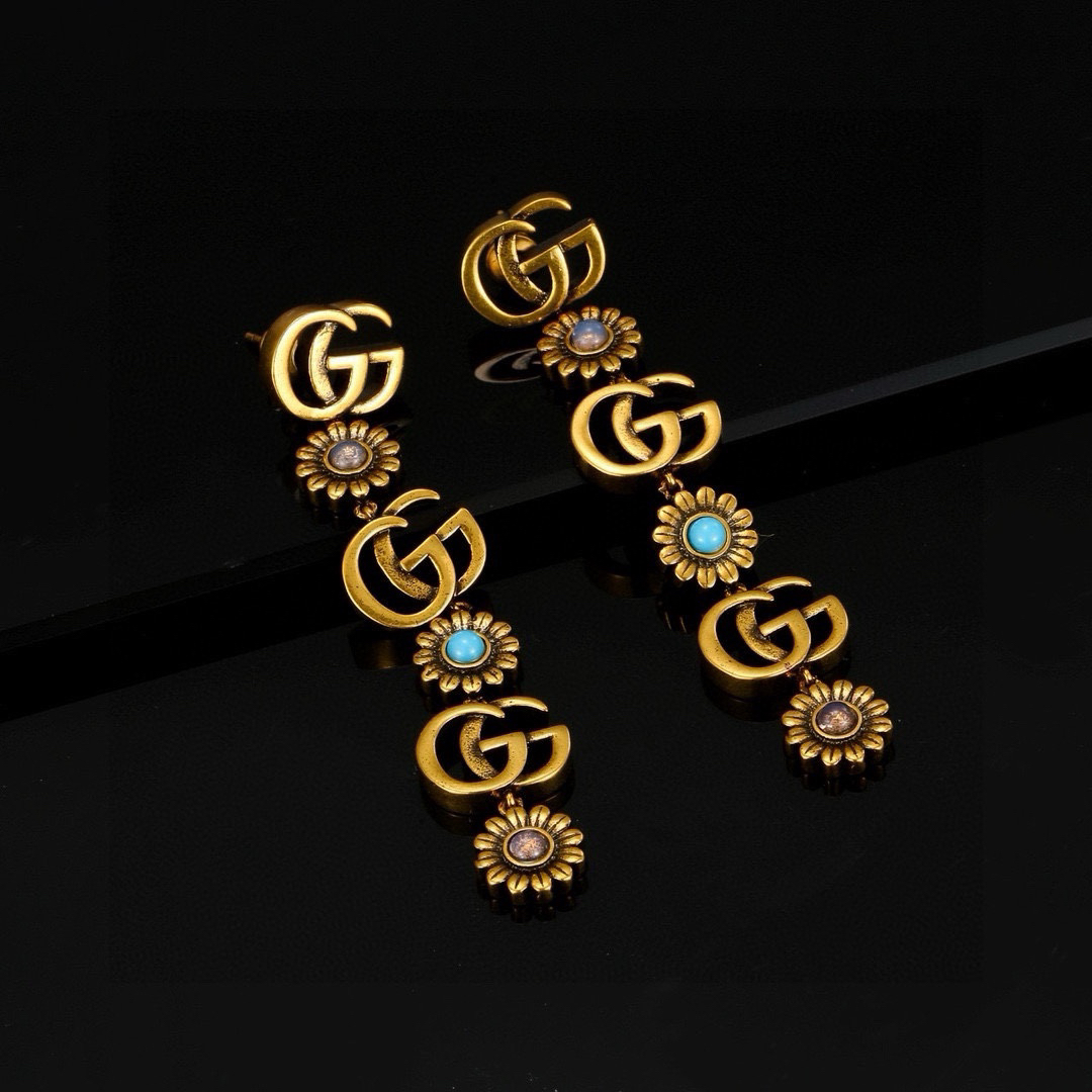 GUCCi distressed chrysanthemum earrings