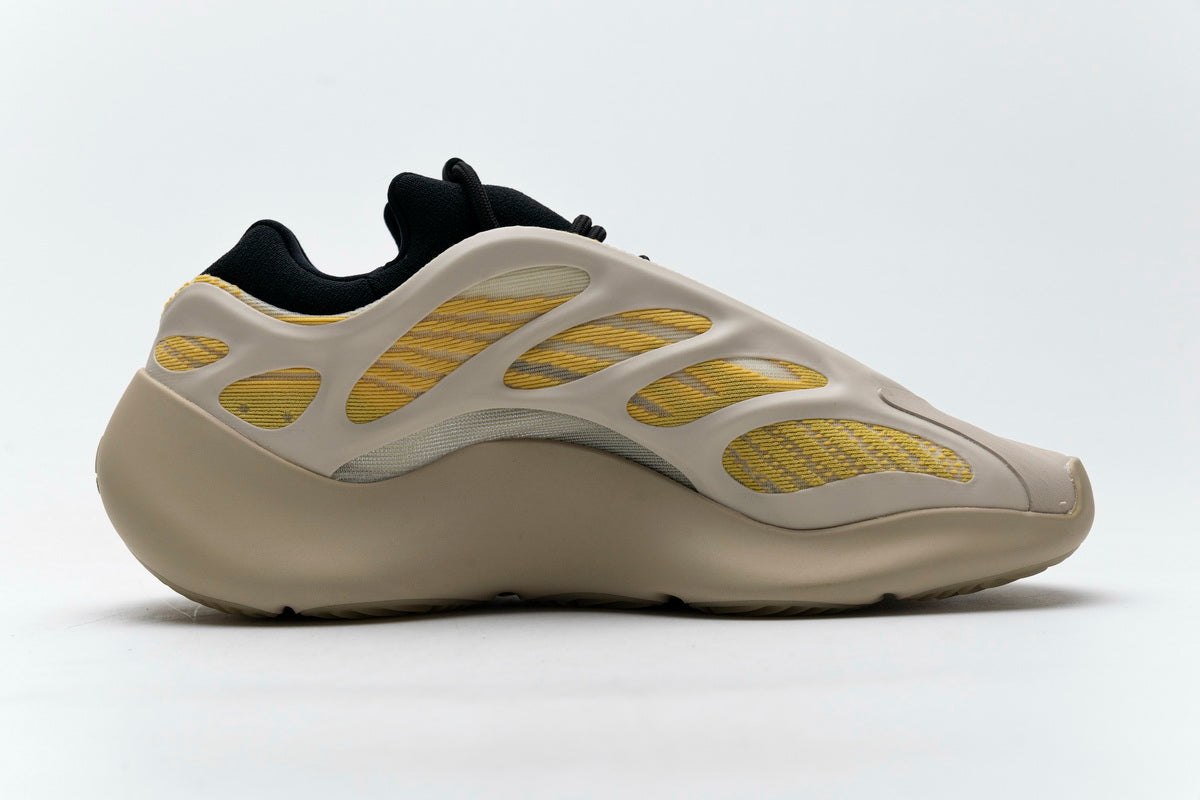 700V3