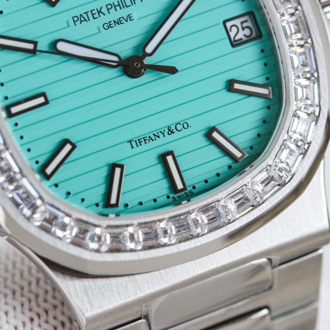 Patek Philippe PP Nautilus Sport Elegance Series 57111A-014