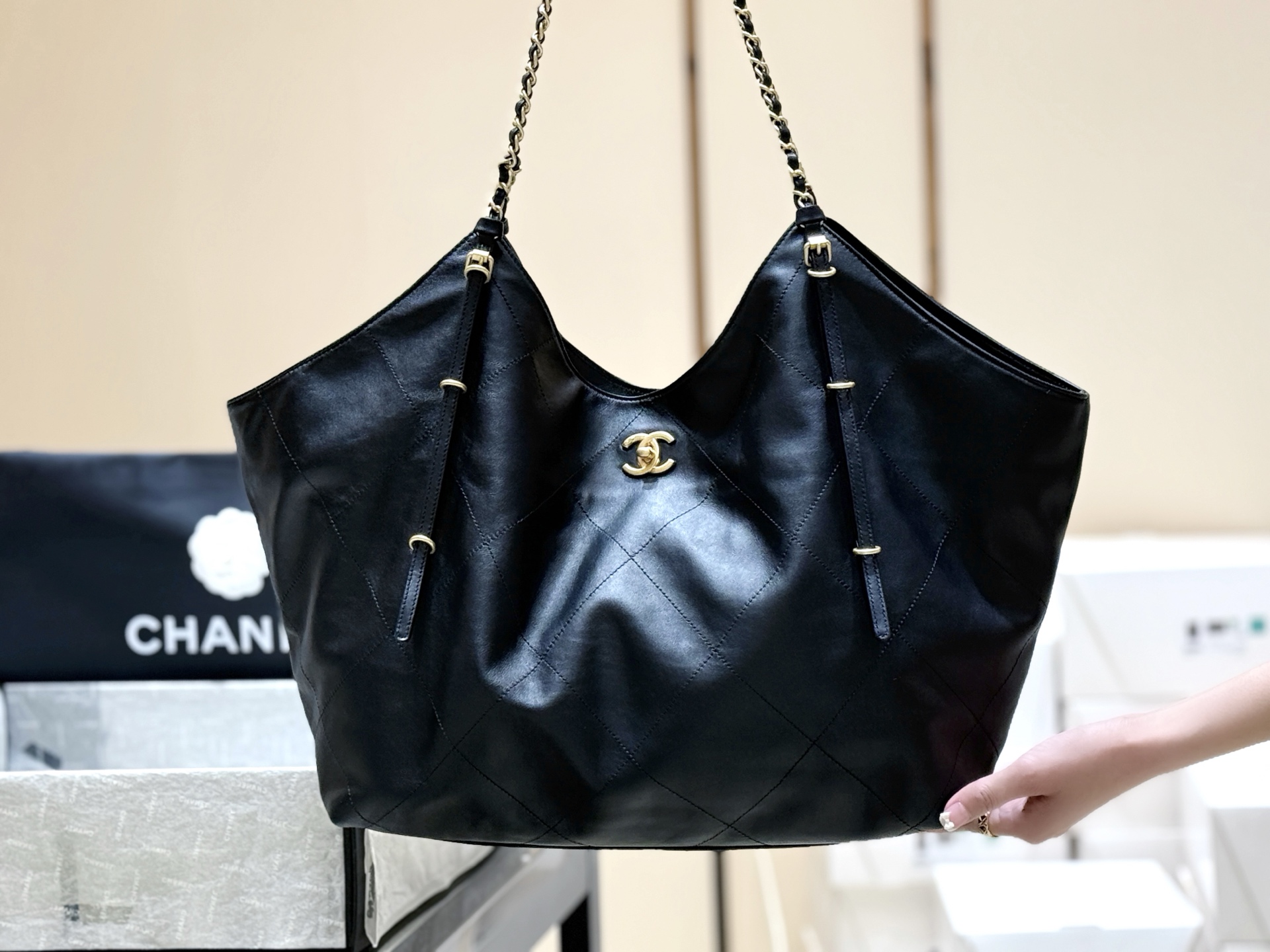 Chanel 25S Spring/Summer Collection Large Tote AS5466