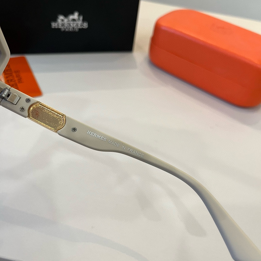 Hermes Square Frame Sunglasses