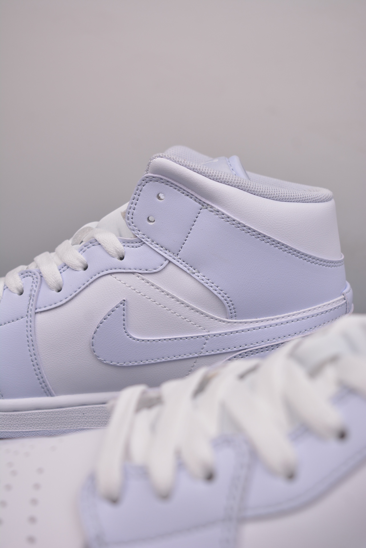Air Jordan 1 Mid White Blue  FD8780-400