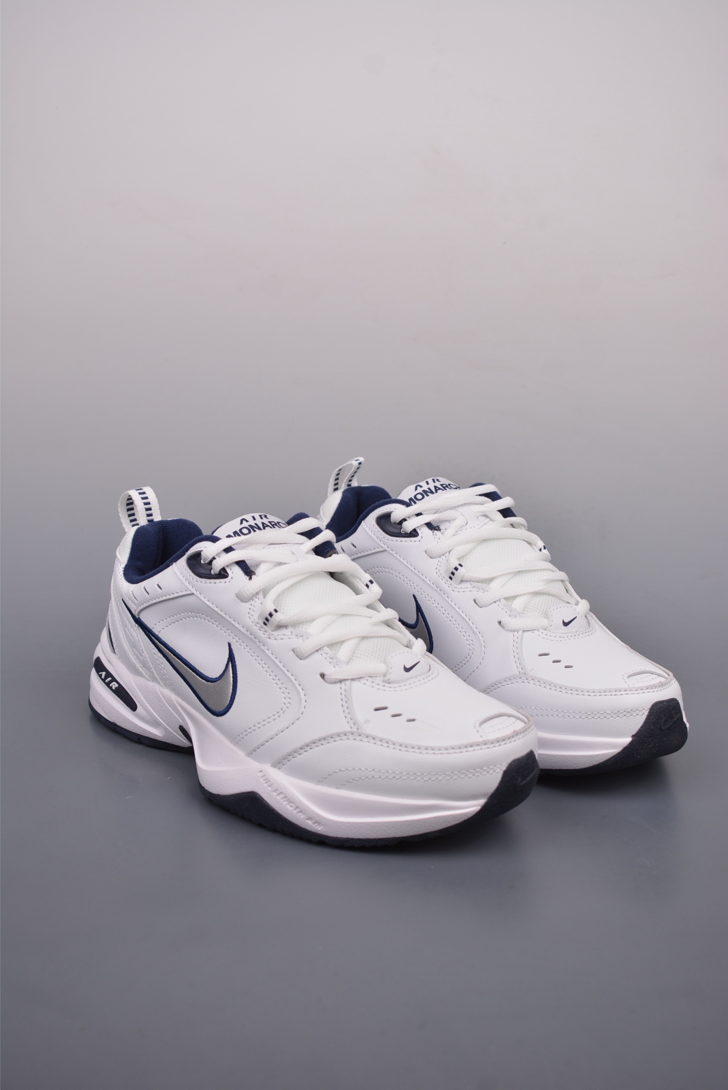 Nike Air Monarch IVWhiteNavy 415445-102