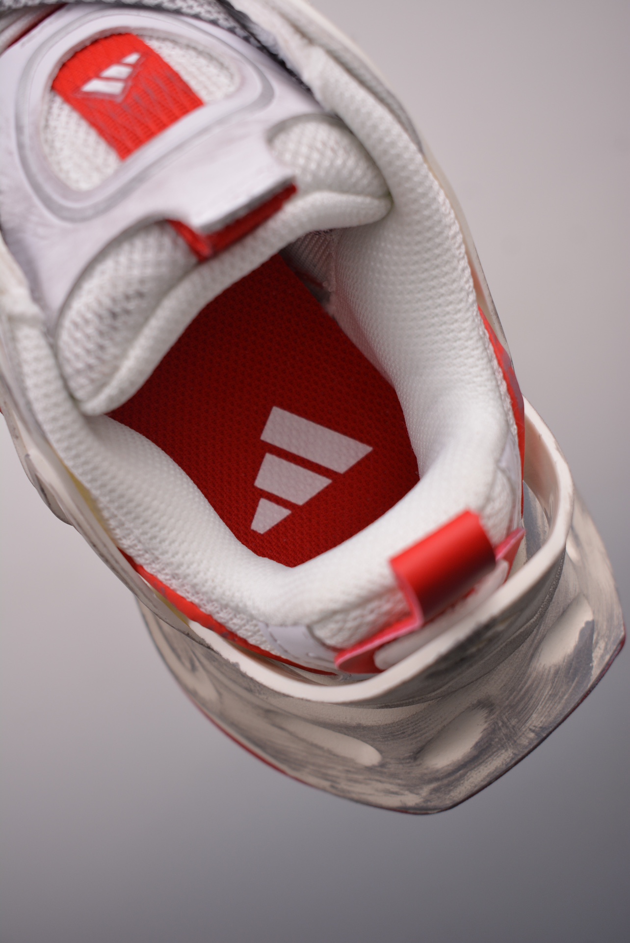 Adidas XLG Runner Deluxe White and Red Old Version JS1590