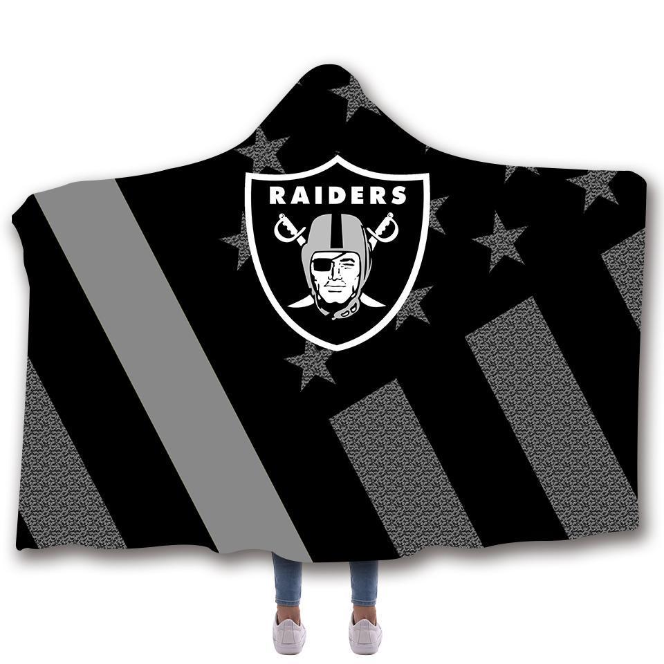 LAS VEGAS RAIDERS CLASSIC 3D HOODED BLANKET