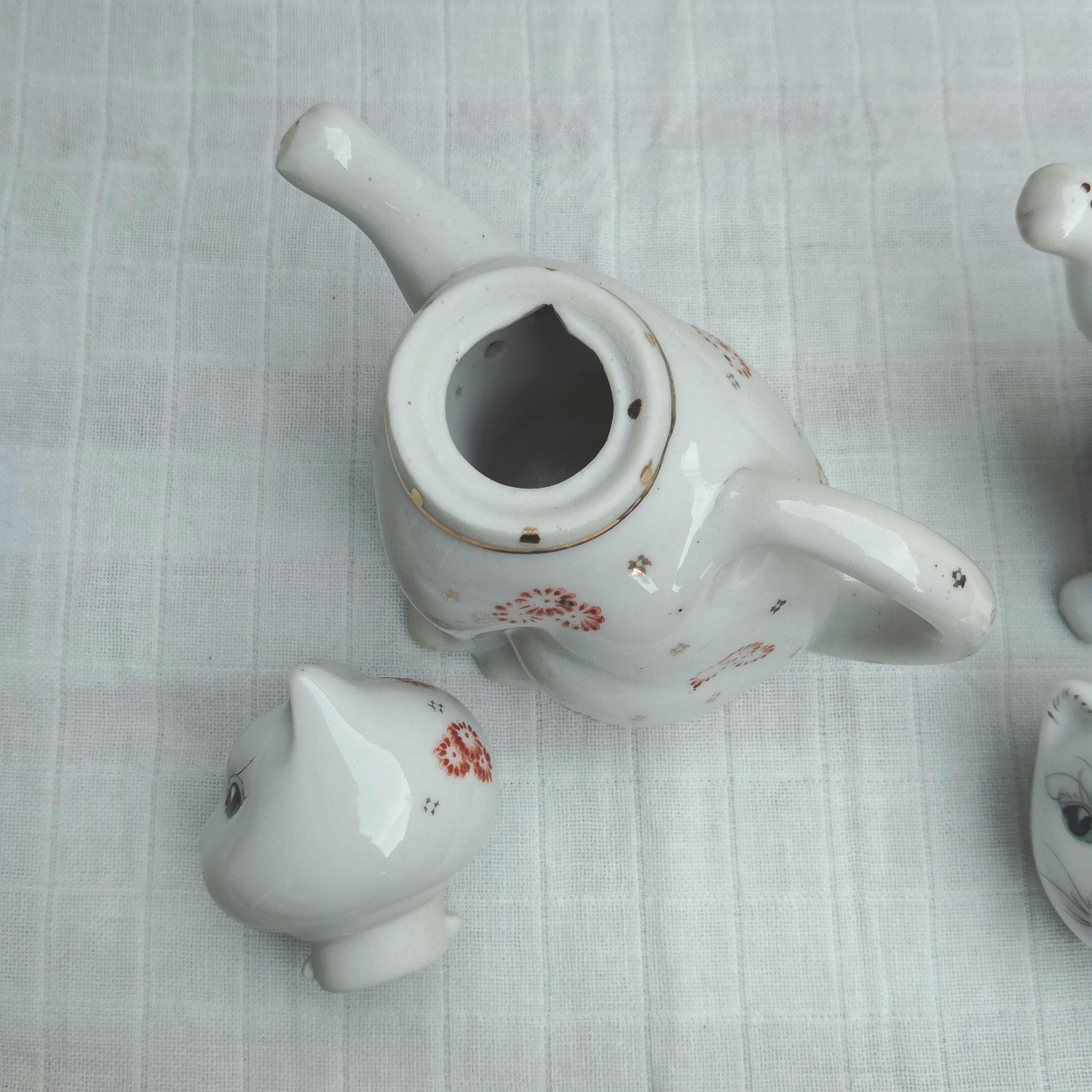 🔥ON SALE🔥Vintage White Cat-Shaped Flowers Teapots