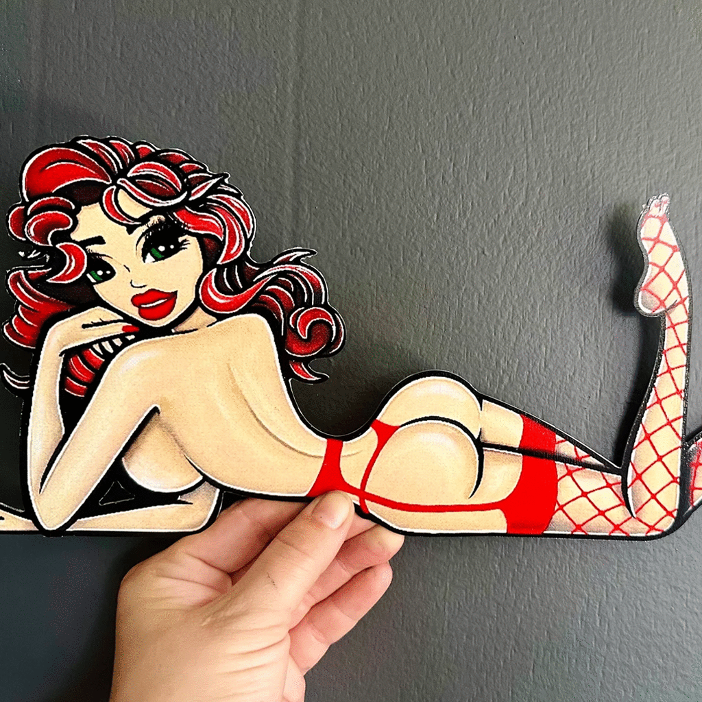“Roxie Wildcat” Pin Up Girl Sign