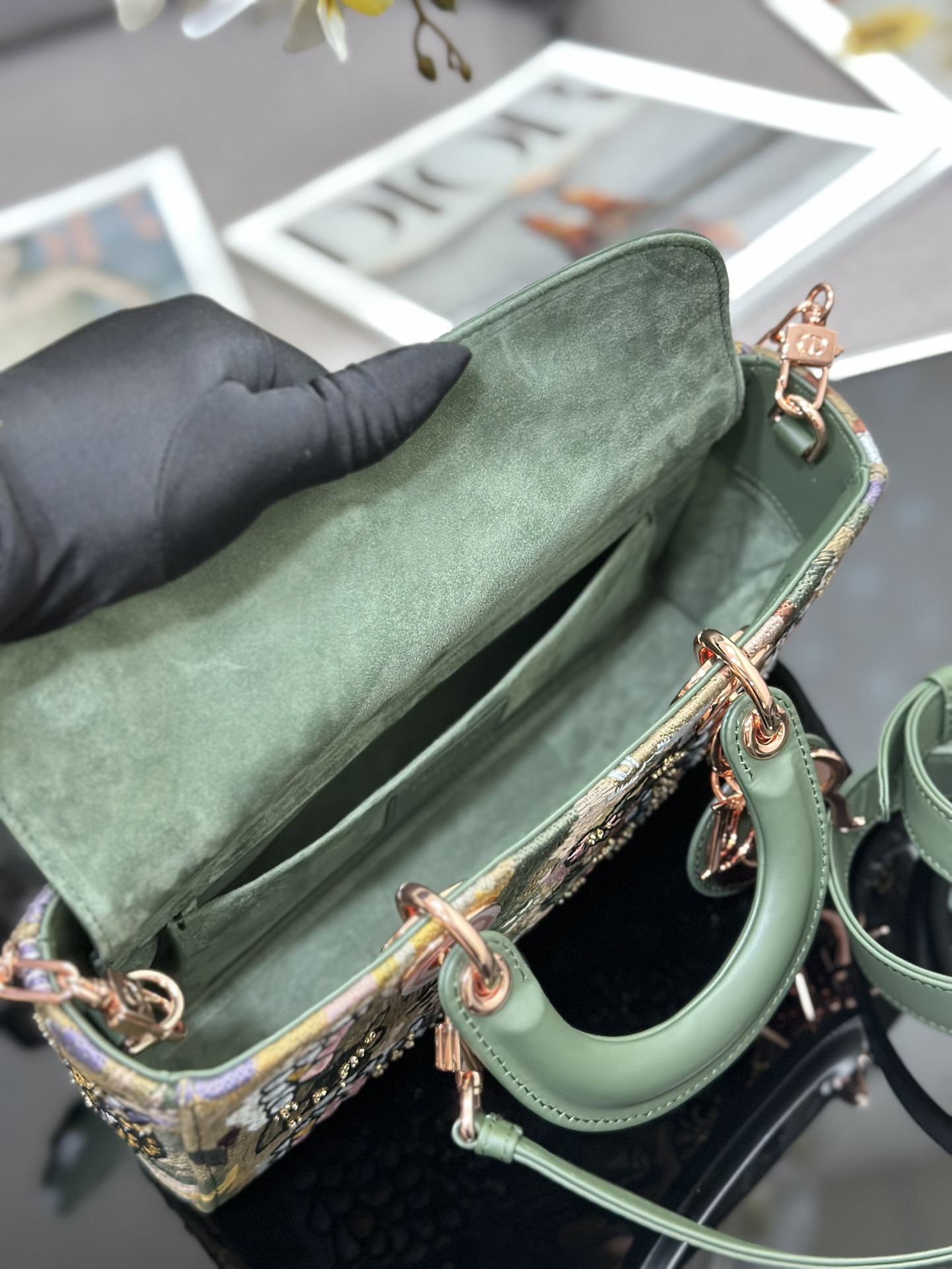 Dior Lady D-Joy horizontal embroidered flower beads Lady Diana bag M0540