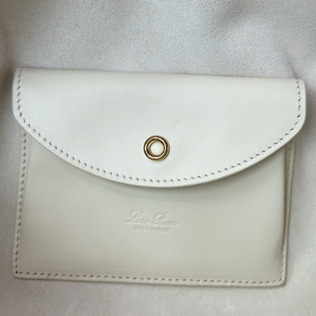 Loro Piana Extra Bag L27 Crossbody Bag FAO4759