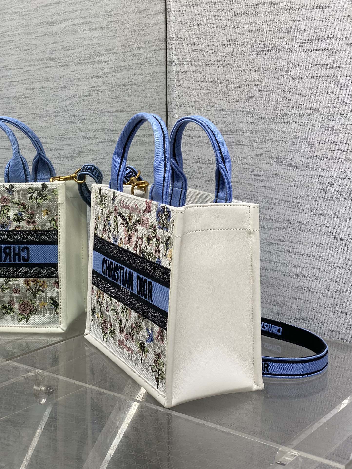 Dior tote shopping bag
