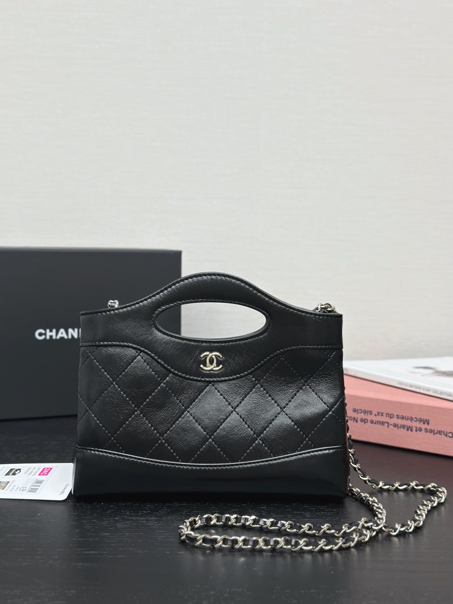 Chanel 24C cowhide 31bag nano 365600980