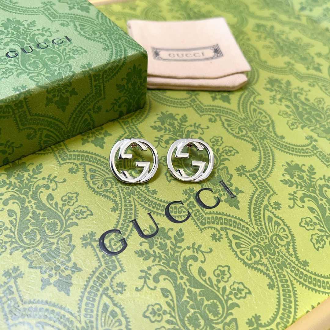 GUCCi GG earrings