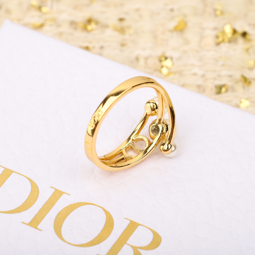 Dior Pearl Ring