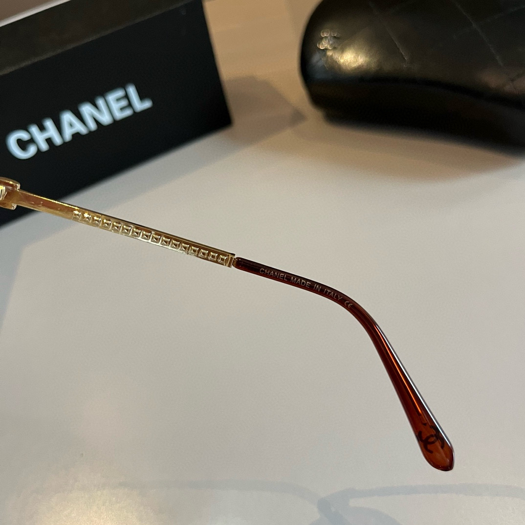 Chanel round frame sunglasses