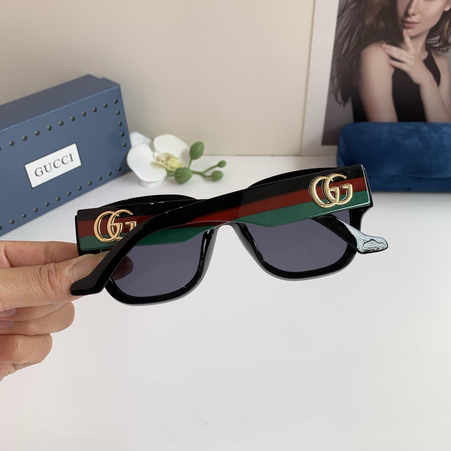 Gucci Round Frame Sunglasses