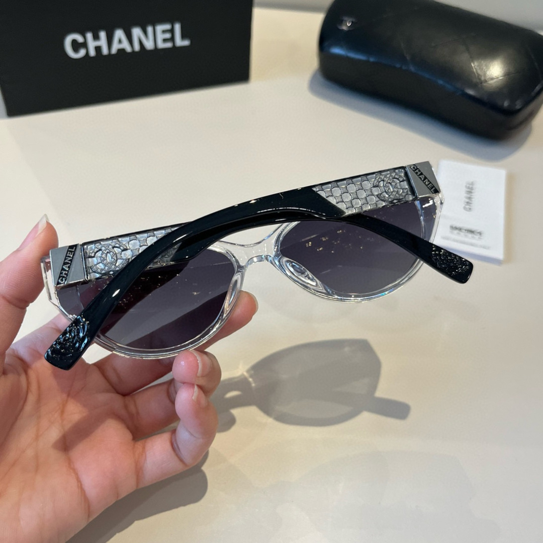 Chanel round frame sunglasses