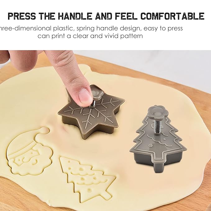 🍪🍪4 Piece Christmas Cookie Plastic Spring Cookie Mold Set