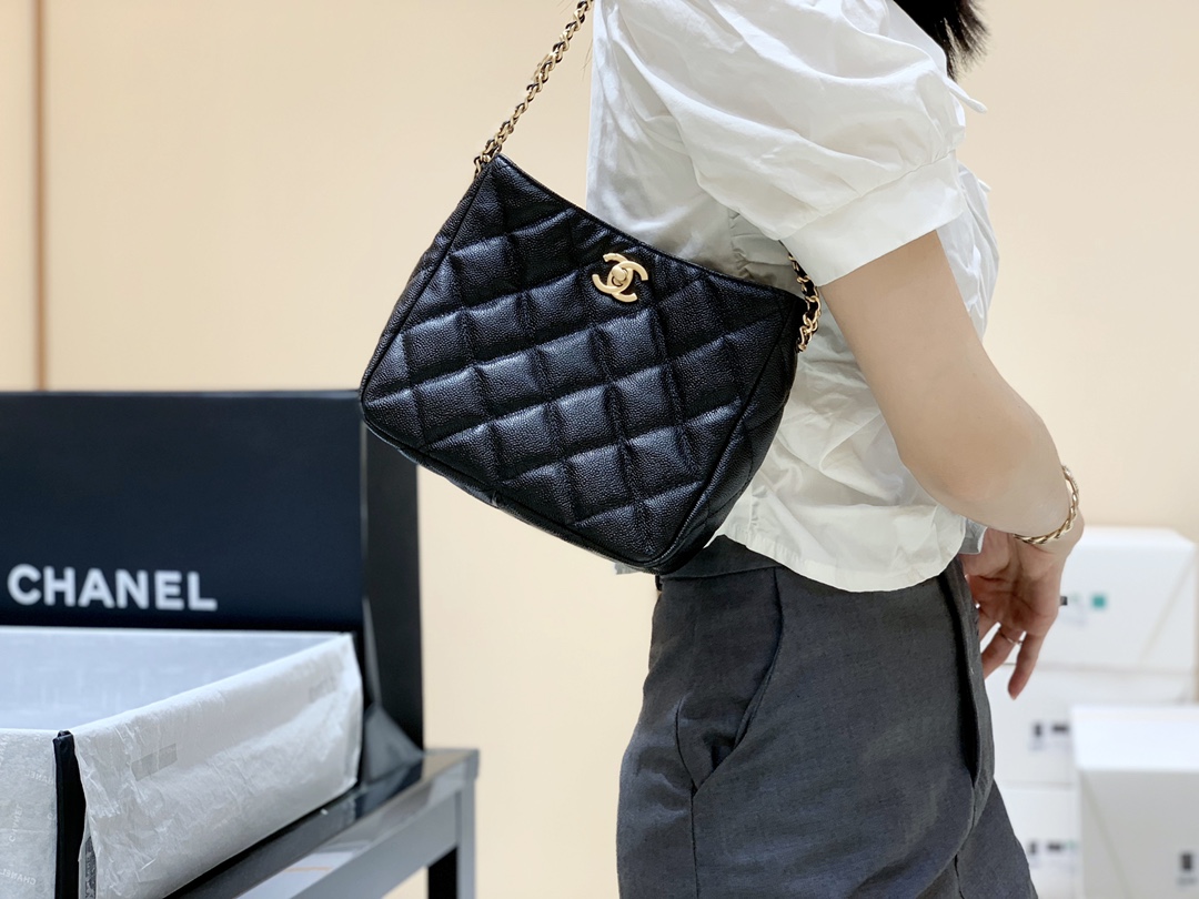 Chanel 2022cc Spring/Summer Collection Hobo Underarm Bag AS3223