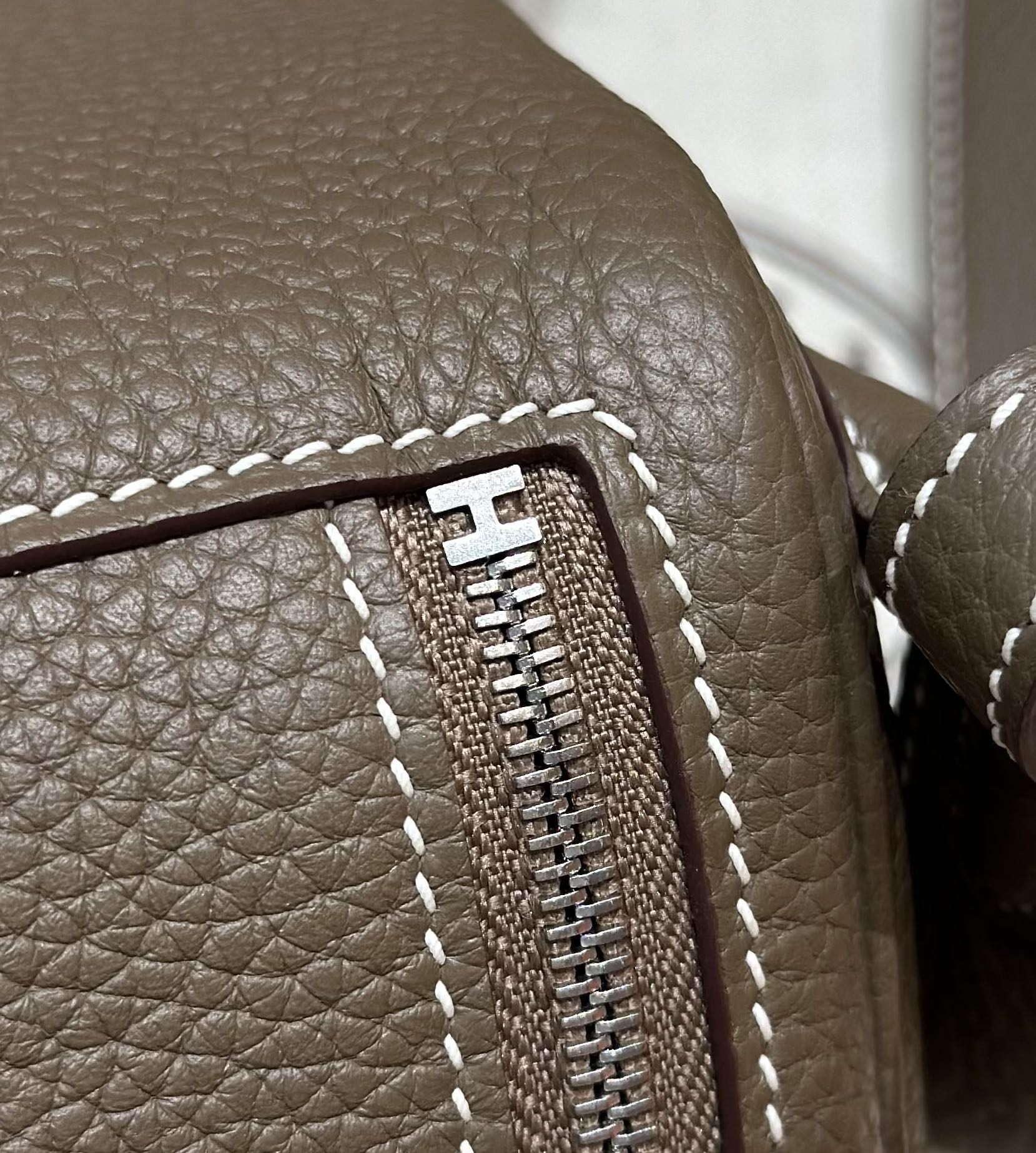 Hermès Mini Lindy 18Etoupe Handbag (Handmade to Order)