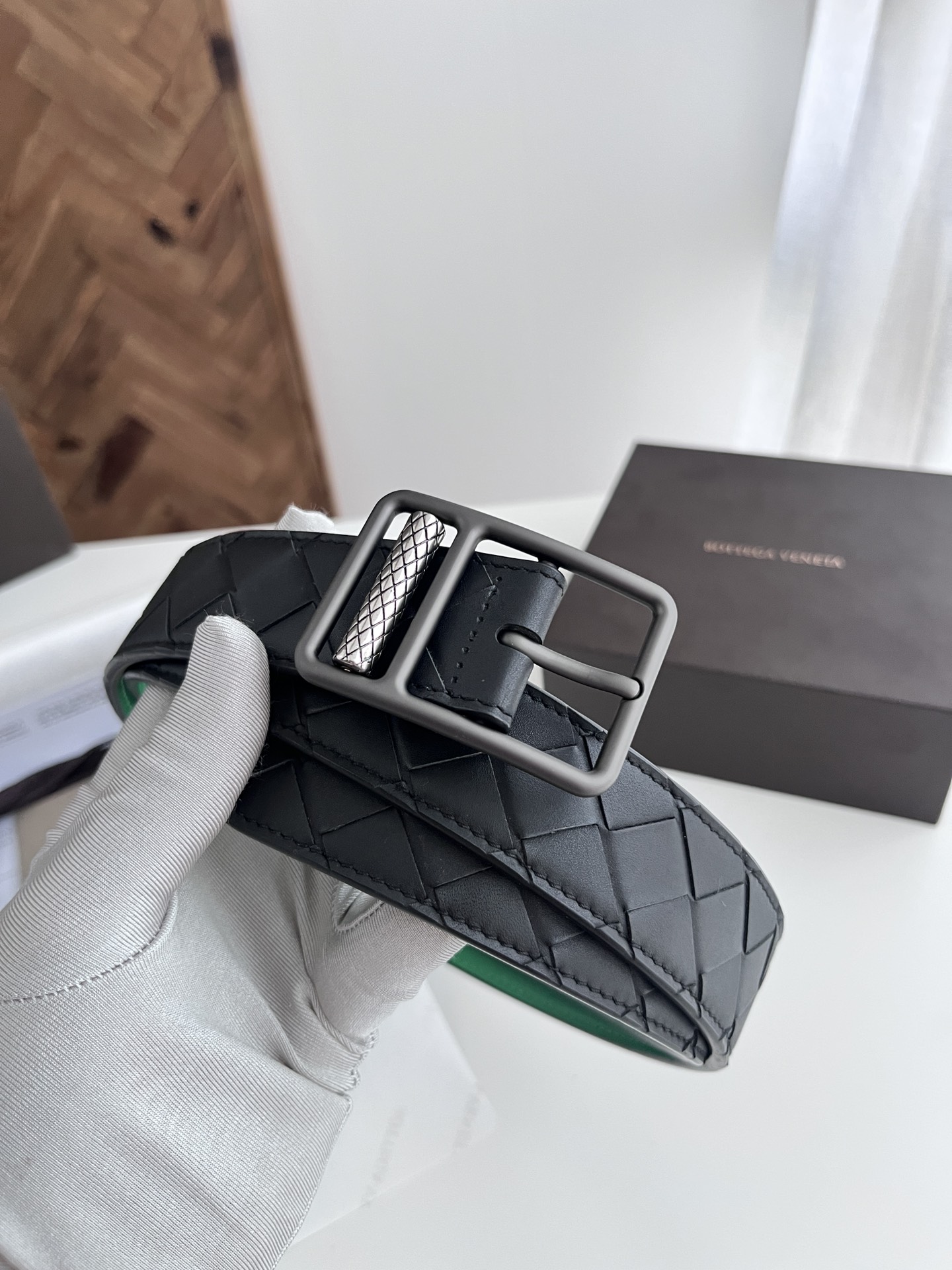 Bottega Veneta woven leather belt with rotating pin buckle, 3.5cm wide