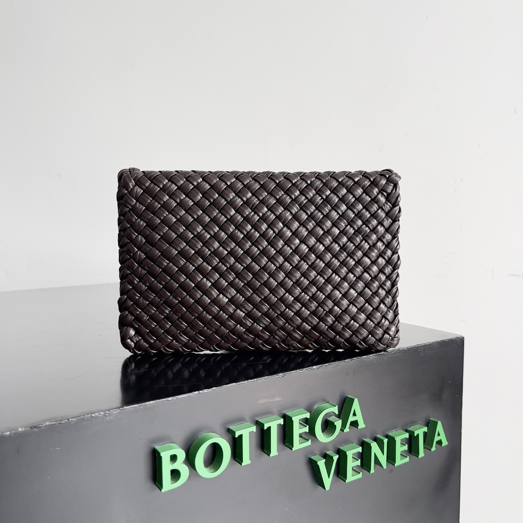Bottega Veneta tosca gold ball shoulder bag 777678