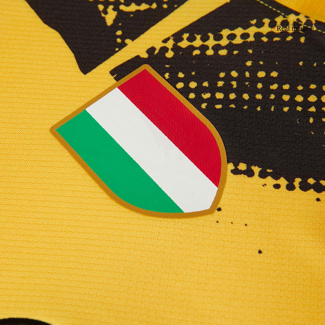 Inter Milan football shirt for the third away season 2024/25