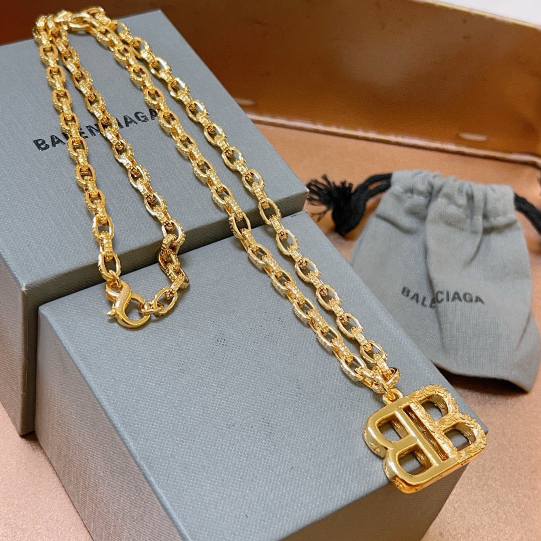 Balenciaga BB chain gold necklace