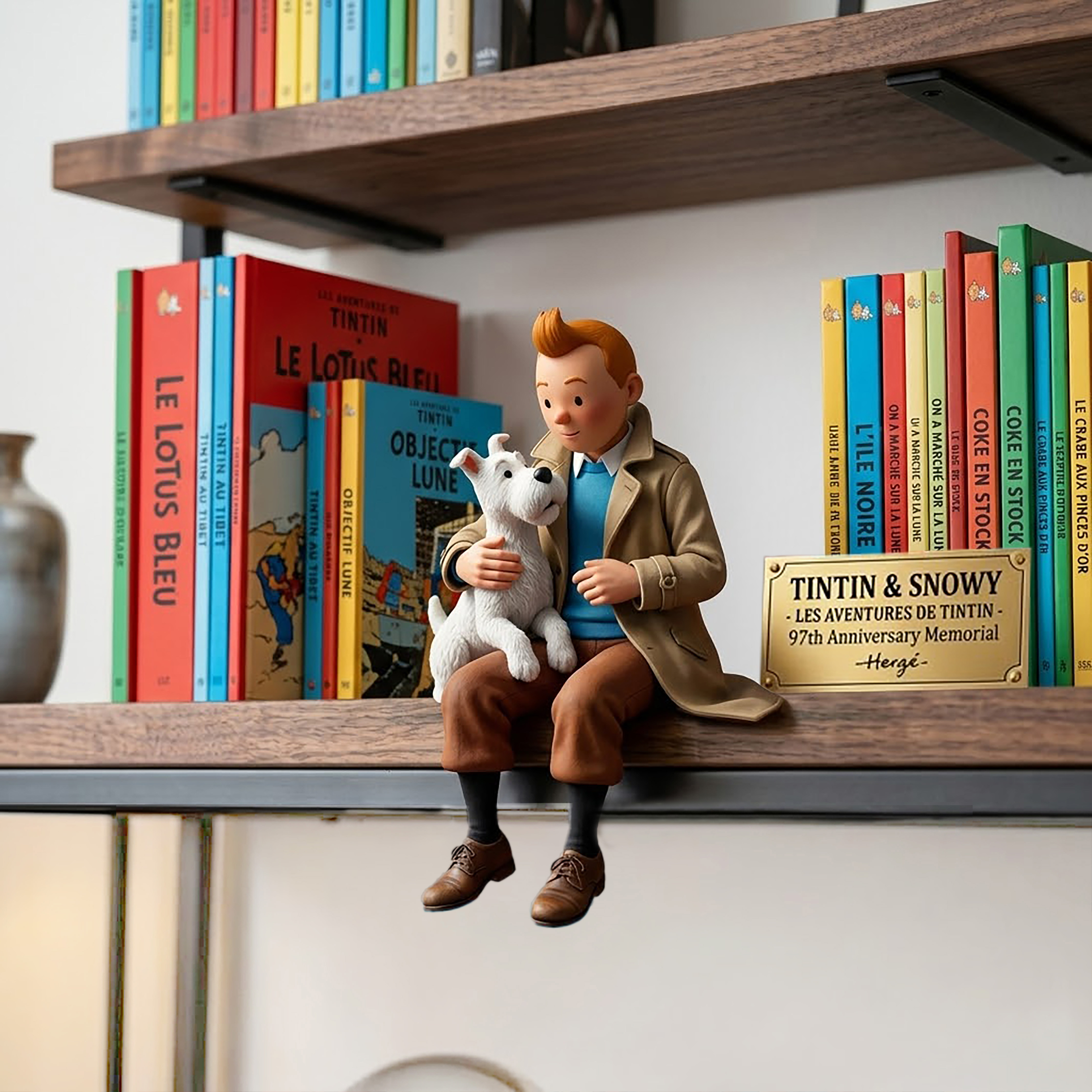 📖 Tintin & Snowy: 97th Anniversary Seated Figure – Adventure Awaits