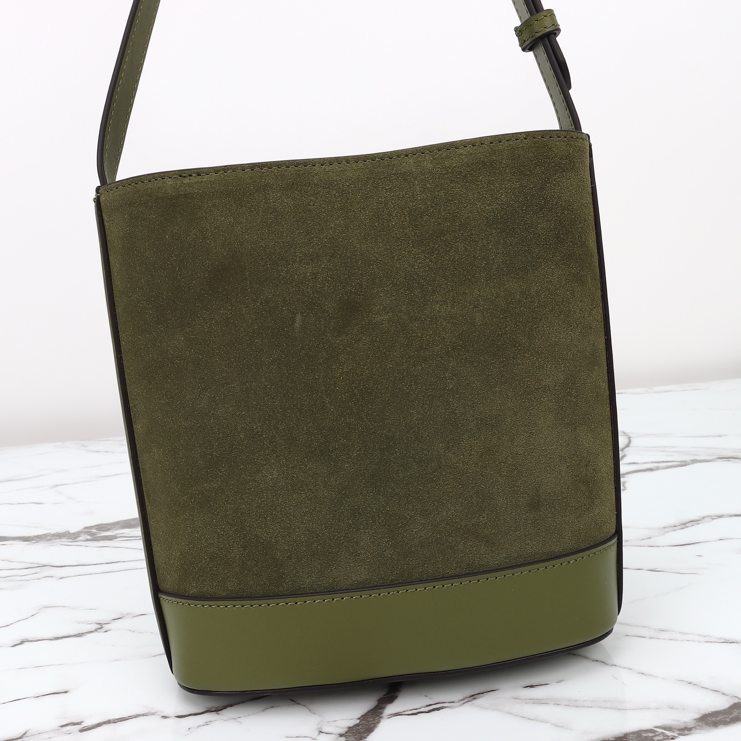 Gucci 73 small bucket bag ‎833665 CAAAV 3706