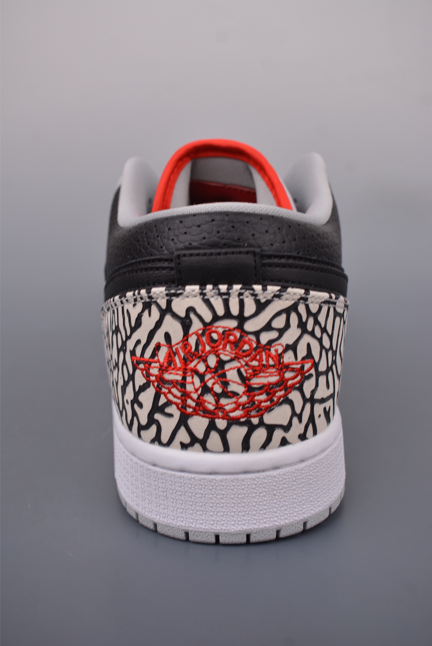 Nike Air Jordan 1 Low 