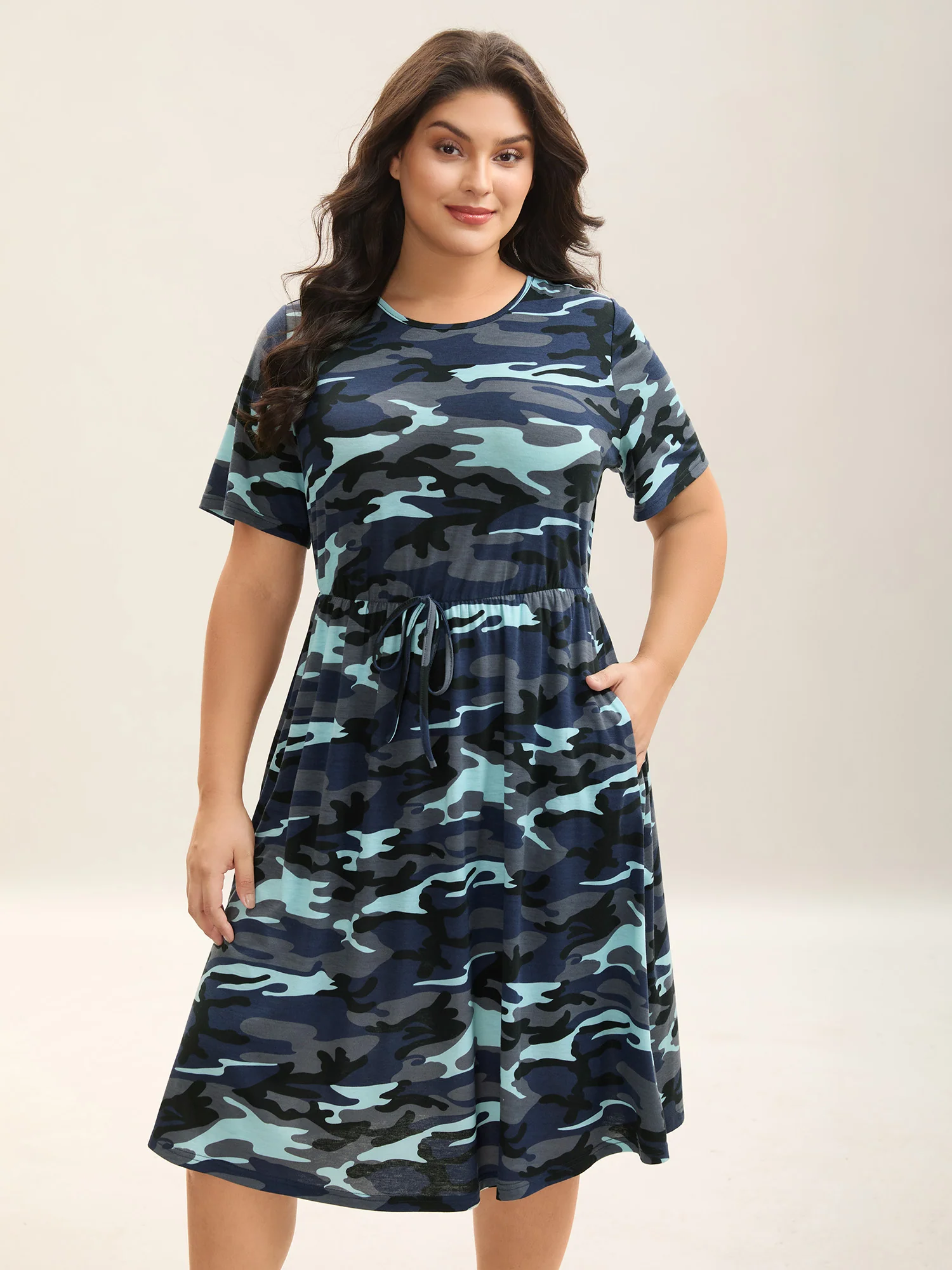 Camouflage Print Round Neck Pockets Midi Dress