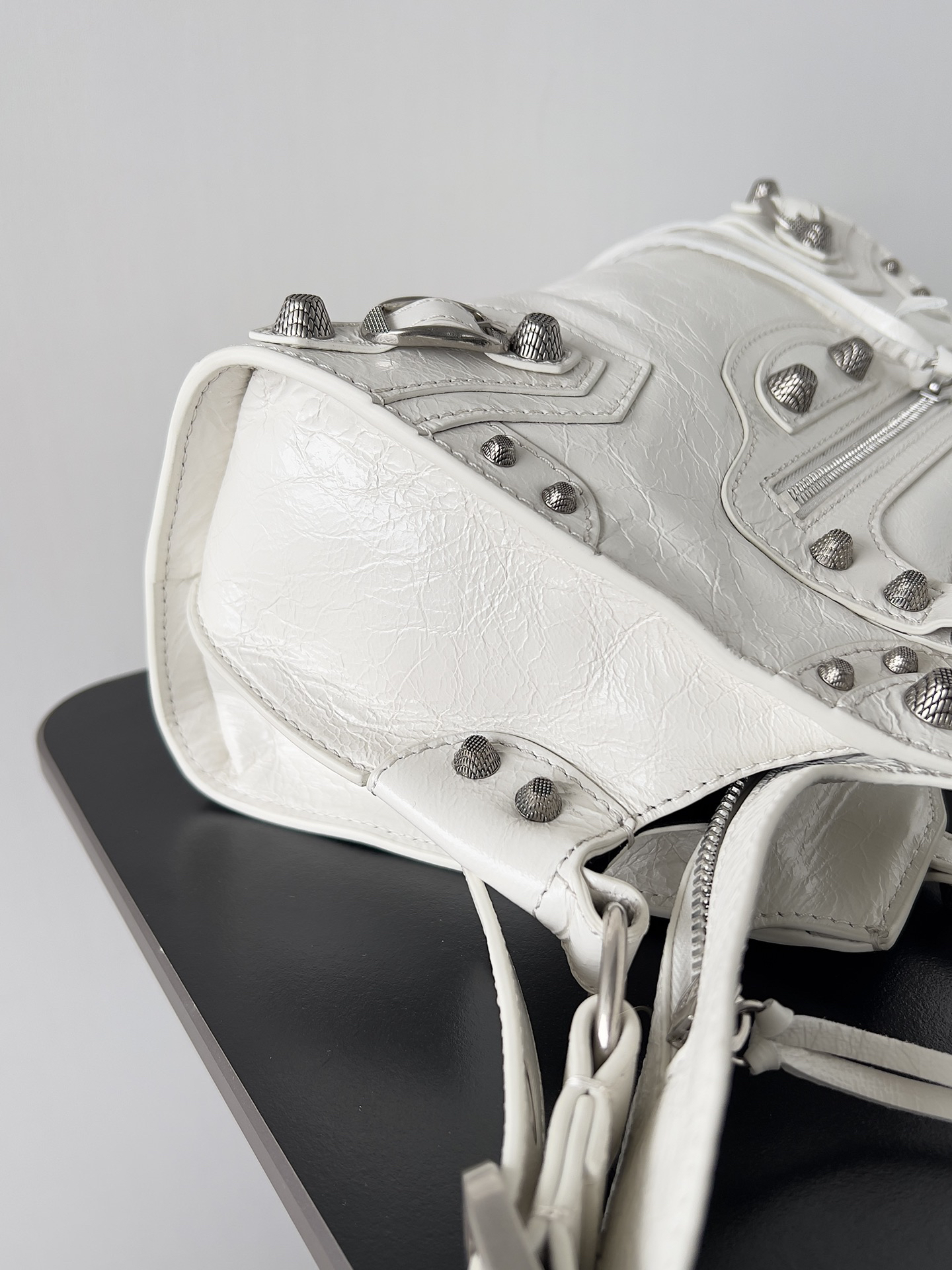 Balenciaga Neo Cagole Motorcycle Bag