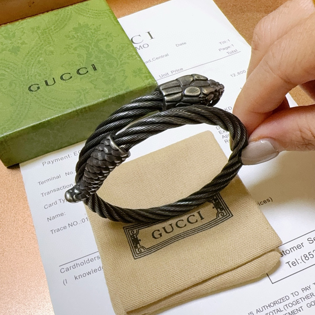 Gucci Wire Rope Snake Head Bracelet