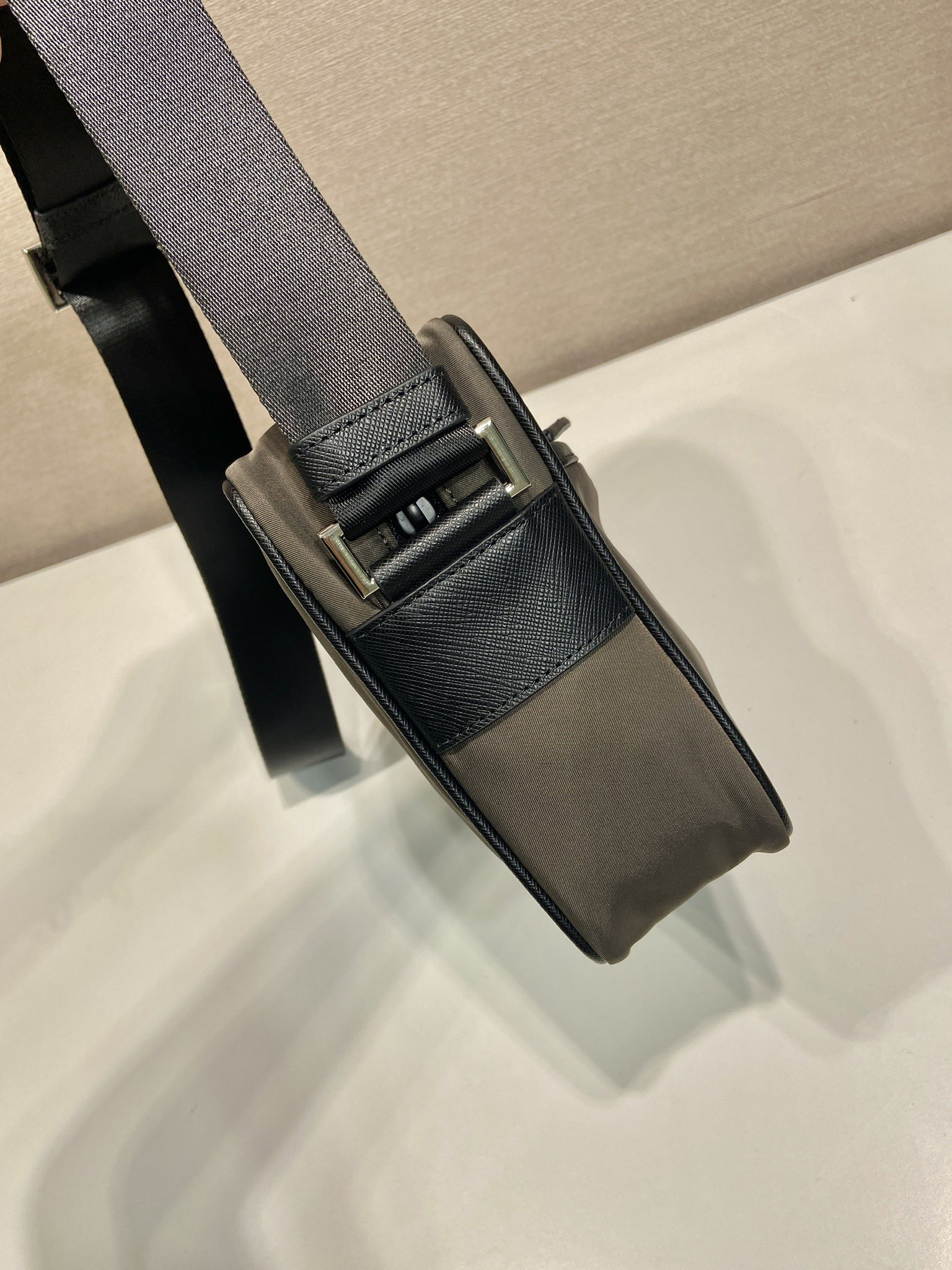 Prada Messenger Bag 2VH048