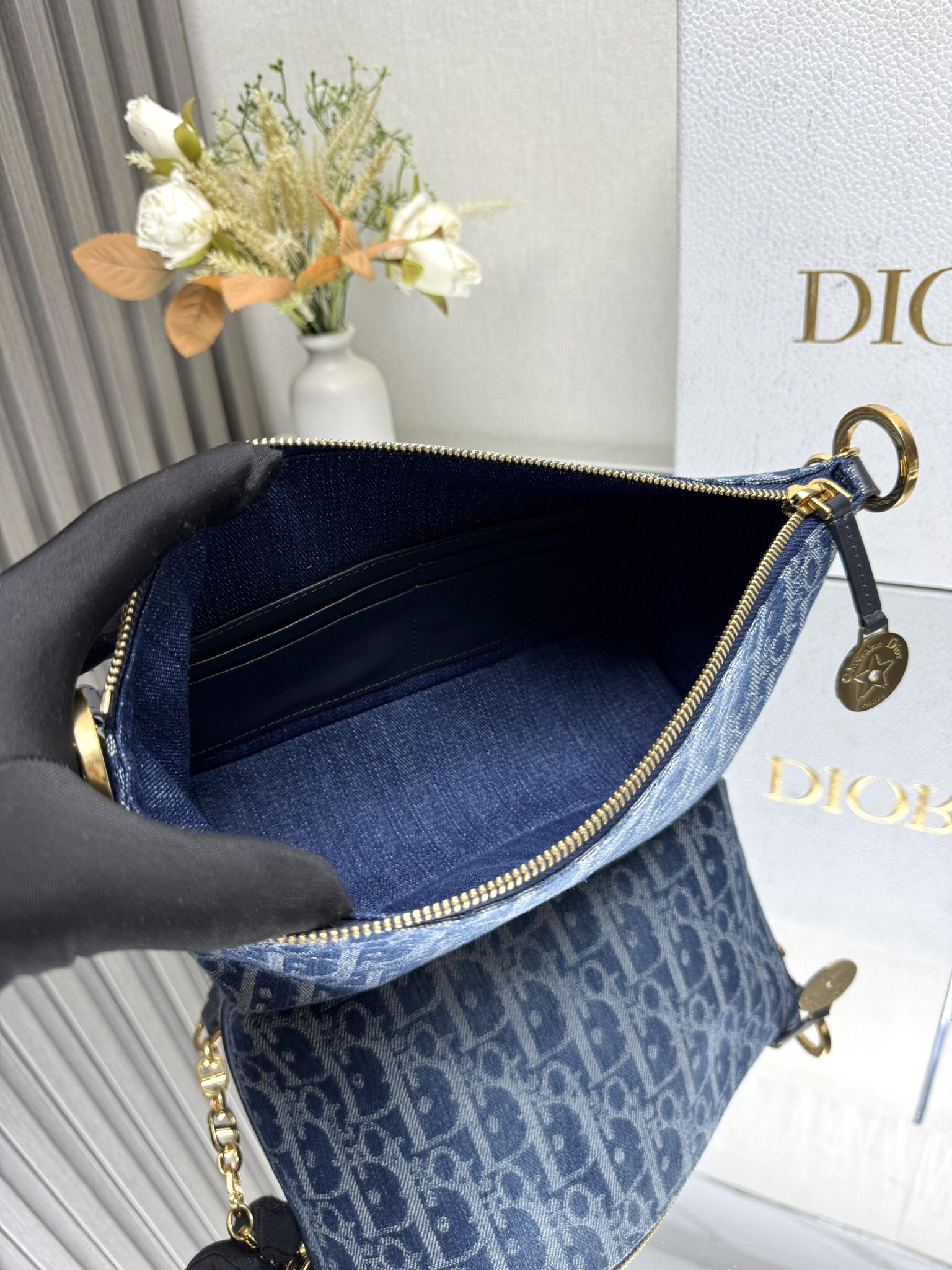 Dior star Hobo chain bag 3202