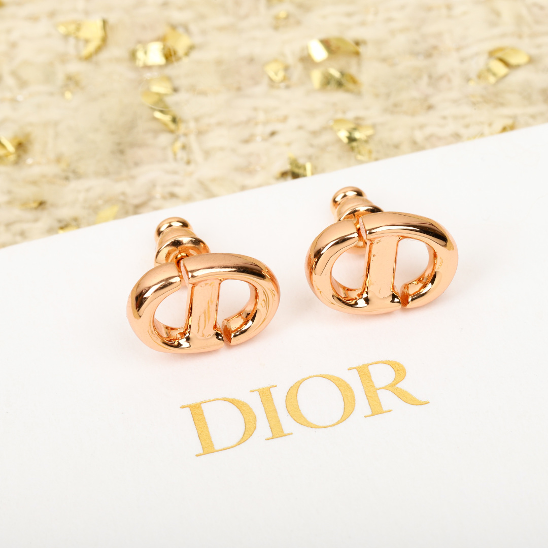 Dior CD letter earrings