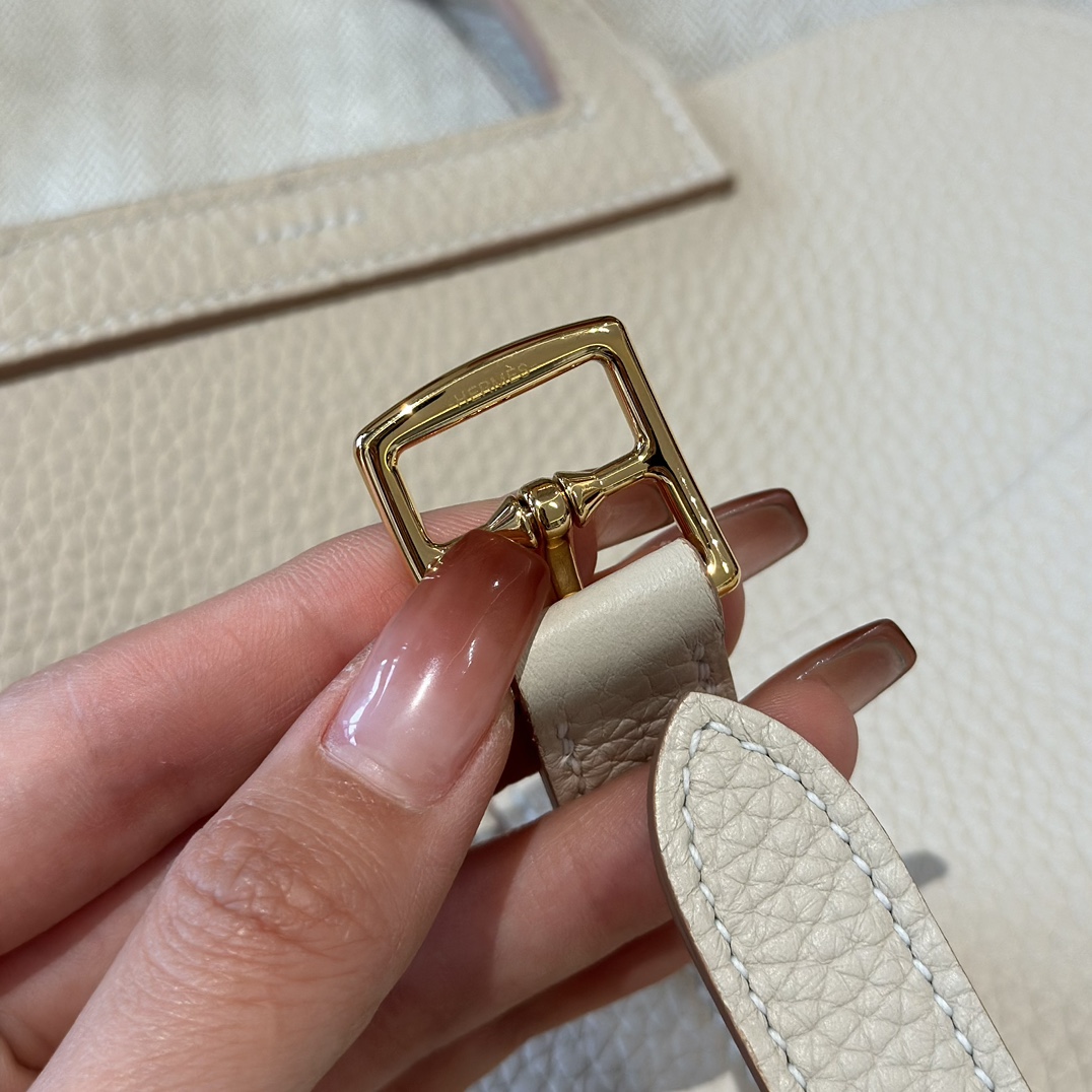 Hermès Halzan 10Craie Handbag (Handmade to Order)