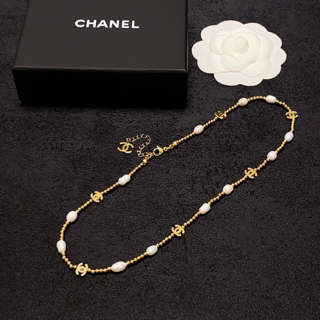Chanel Natural Freshwater Pearl Gold Necklace