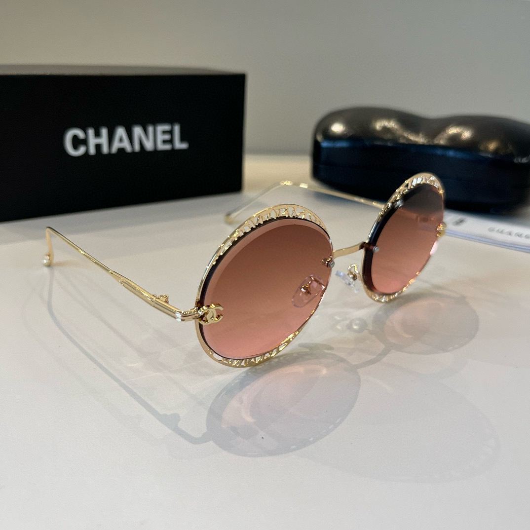 Chanel round frame sunglasses
