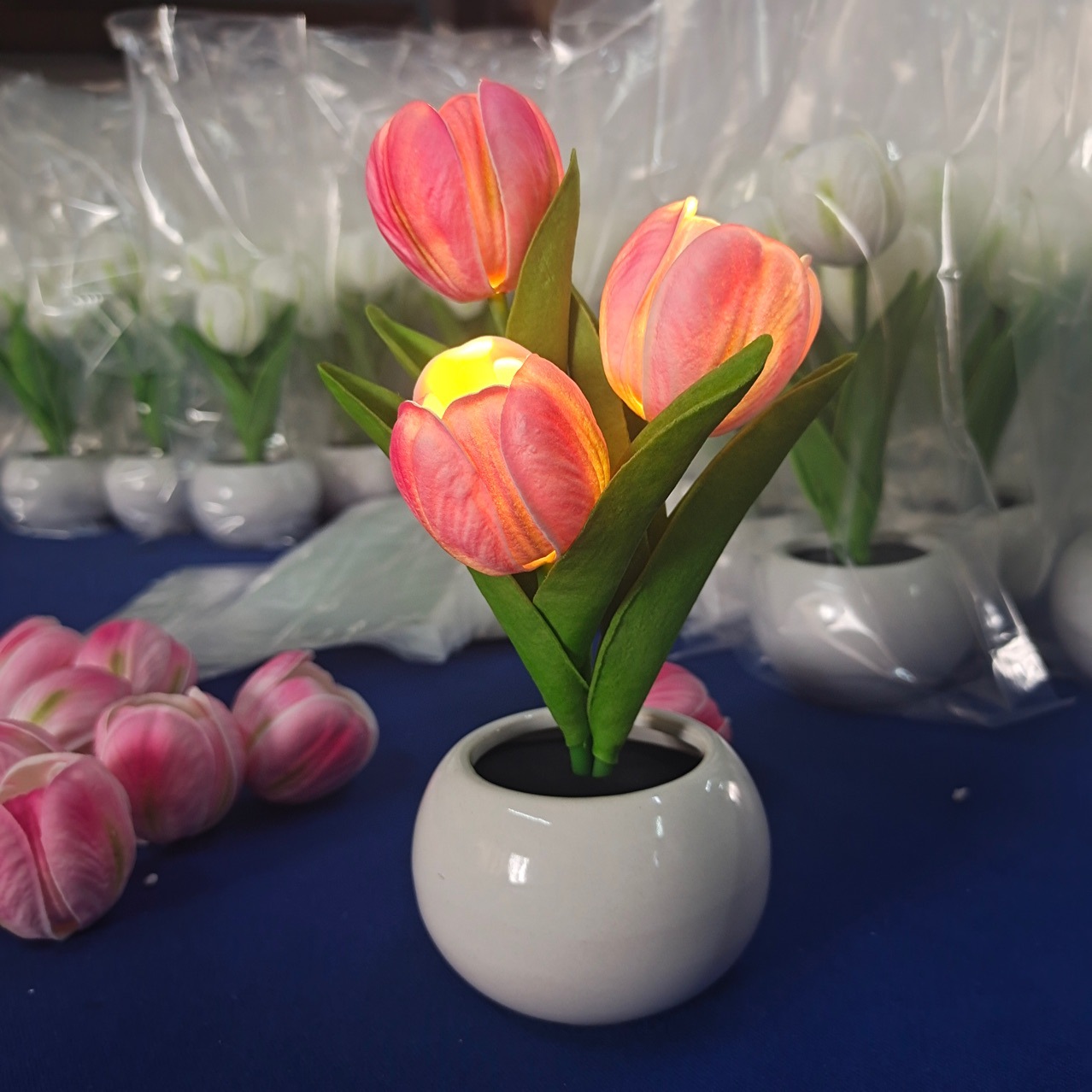 🌷 LED Tulip Glow Lamp